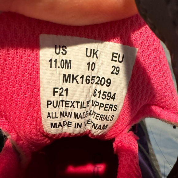 EUC Kids Merrell Hiking Boots - Picture 4 of 4